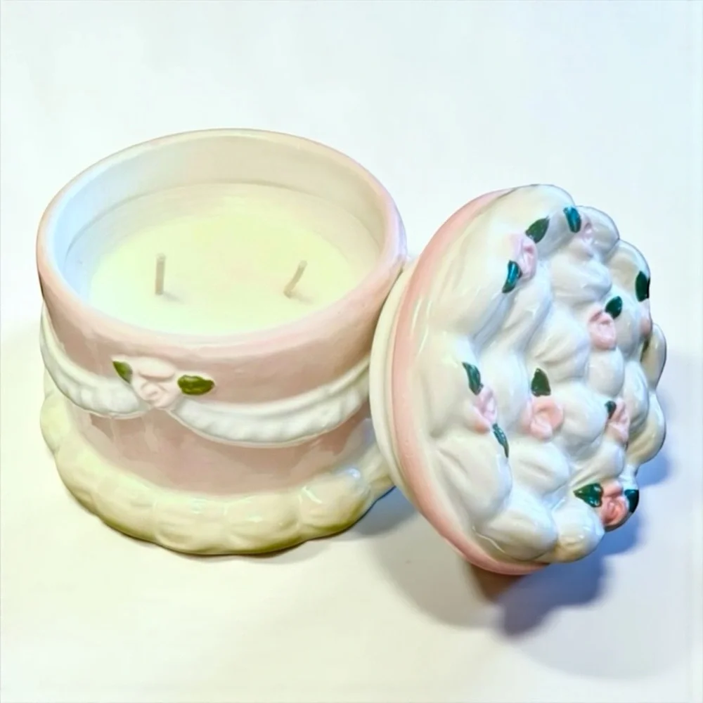 Urban Outfitters Cake Candle, Pink Ceramic Dessert Candle Cottagecore Decor NWT